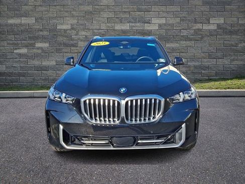 Used 2025 BMW X5 xDrive50e w/ Climate Comfort Package image 2