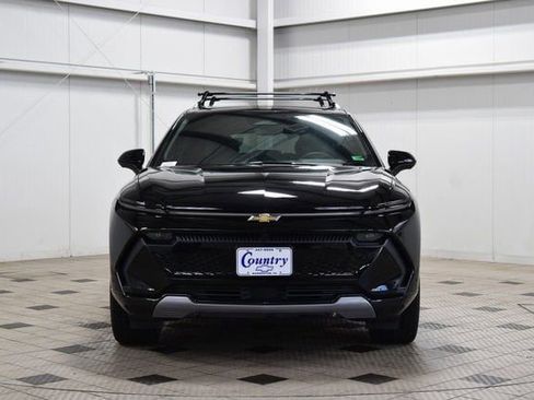 New 2026 Chevrolet Equinox EV LT w/ Convenience Package II FWD image 2