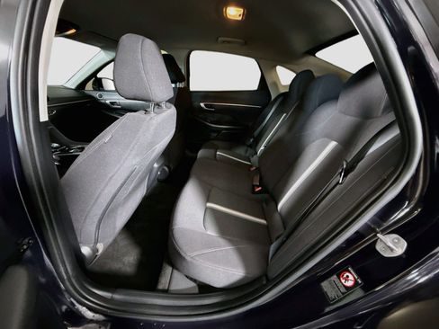Used 2023 Hyundai Sonata SE w/ Cargo Package FWD image 24