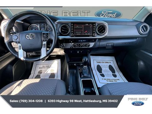 Used 2023 Toyota Tacoma SR5 RWD image 15