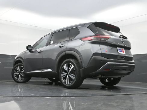Used 2023 Nissan Rogue SL w/ SL Premium Package FWD image 30