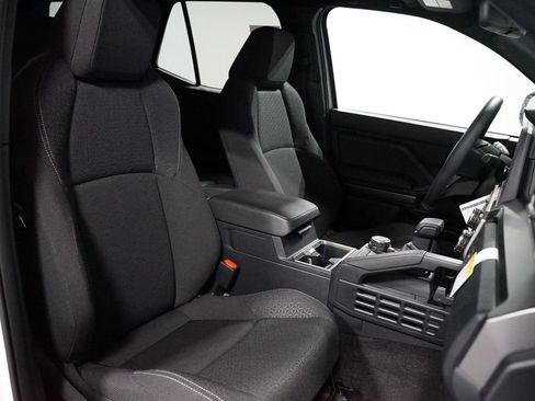 New 2026 Toyota 4Runner SR5 AWD/4WD image 29
