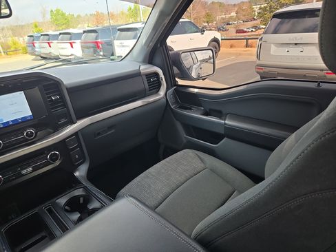 Used 2022 Ford F150 XLT w/ Equipment Group 301A Mid image 11