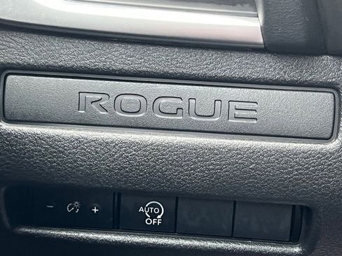 Certified 2024 Nissan Rogue S FWD image 25