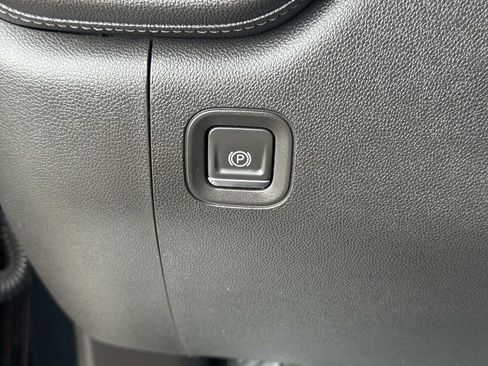 Used 2021 GMC Sierra 3500 Denali w/ Denali Ultimate Package image 41