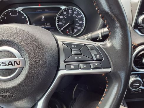 Used 2023 Nissan Sentra SR w/ SR Premium Package FWD image 14