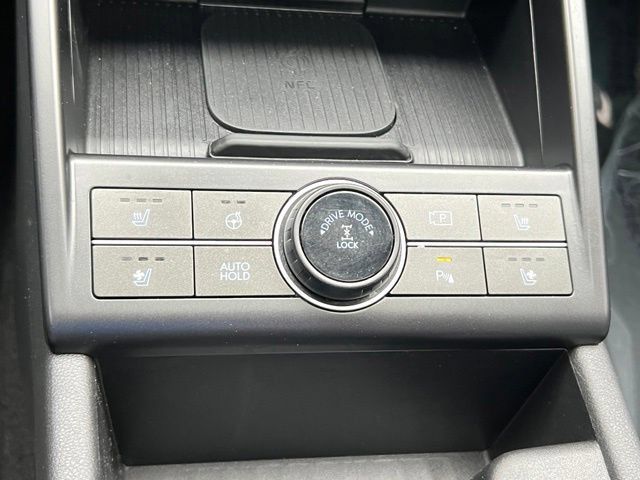 Used 2024 Hyundai Kona Limited AWD/4WD image 23