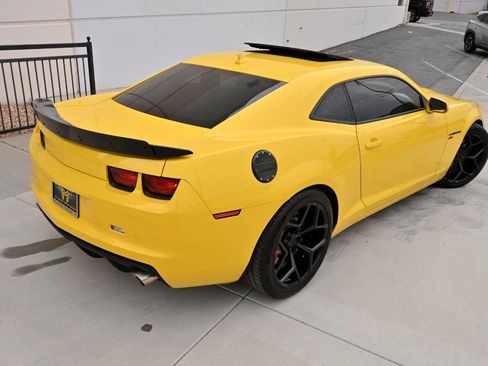 Used 2012 Chevrolet Camaro SS w/ RS Package image 17