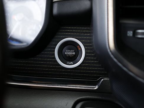 Used 2020 RAM 1500 Limited image 22