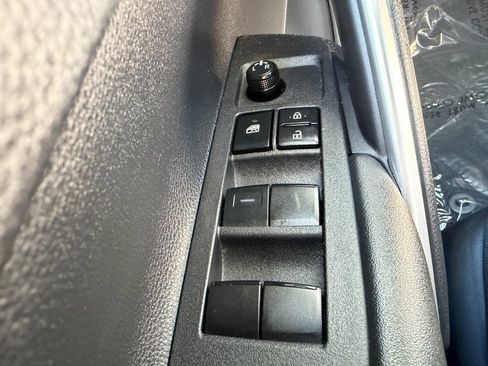 Used 2024 Toyota Corolla Cross AWD Hybrid image 25