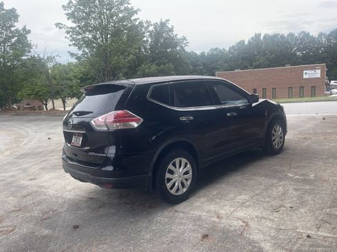 Used 2015 Nissan Rogue S FWD image 13