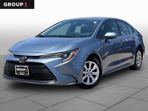 Used 2024 Toyota Corolla LE FWD image 1