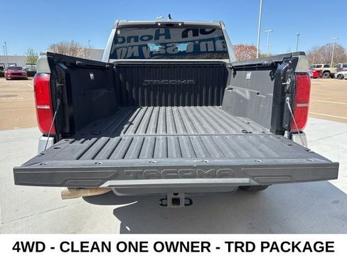 Used 2024 Toyota Tacoma TRD Off-Road AWD/4WD image 17