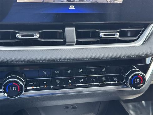 New 2026 Chevrolet Equinox LT w/ Convenience Package II image 15