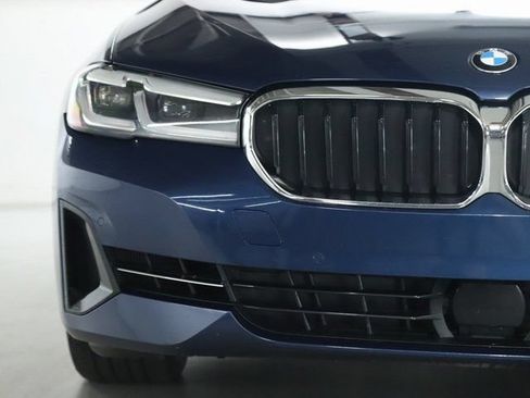 Used 2023 BMW 540i xDrive AWD/4WD image 7