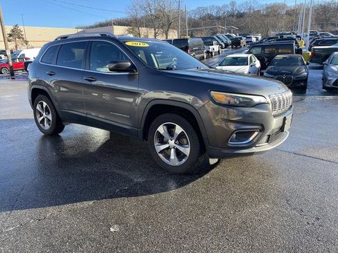 Certified 2019 Jeep Cherokee Limited image 6