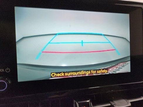 Certified 2024 Toyota Corolla Cross LE AWD/4WD image 63