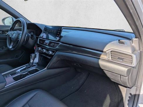 Used 2018 Honda Accord Sport image 26