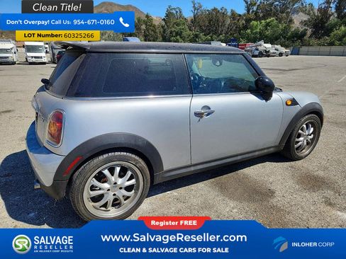 Used 2010 MINI Cooper Hardtop FWD image 4
