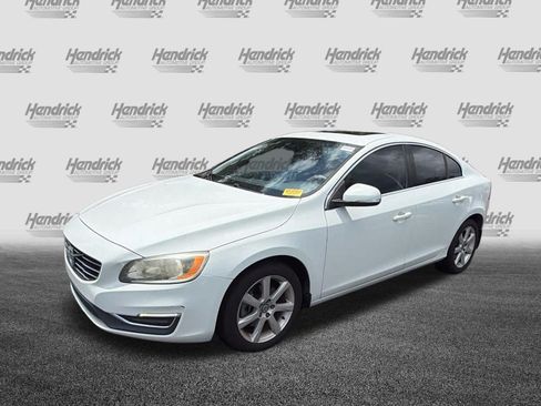 Used 2016 Volvo S60 T5 Premier w/ Climate Package FWD image 6