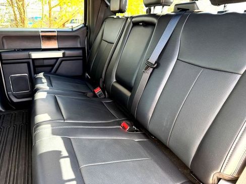 Certified 2022 Ford F250 Lariat w/ Tremor Off-Road Package image 23