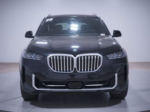 Used 2025 BMW X5 xDrive40i w/ Parking Assistance Package image 4