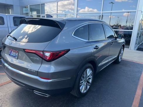 Used 2023 Acura MDX SH-AWD w/ Advance Package image 5