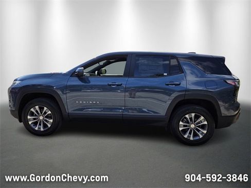 New 2026 Chevrolet Equinox LT w/ Convenience Package II image 2