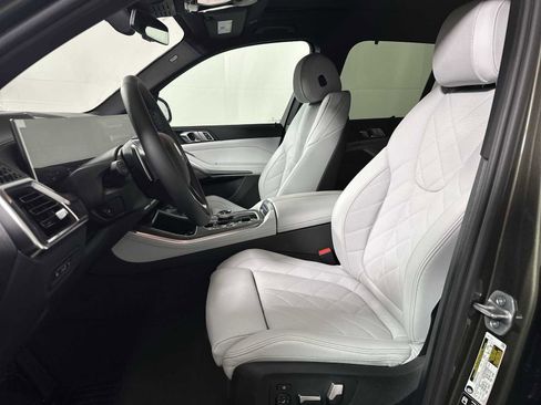 New 2026 BMW X5 xDrive40i w/ Executive Package image 11