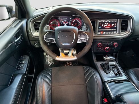 Used 2022 Dodge Charger SRT Hellcat w/ Harman/Kardon Audio Group RWD image 15