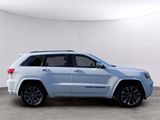 Used 2017 Jeep Grand Cherokee Overland w/ Jeep Active Safety Group image 4