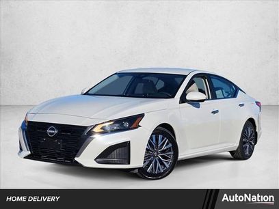 Used 2023 Nissan Altima 2.5 SV