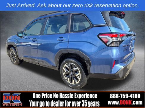 Used 2025 Subaru Forester AWD/4WD image 4