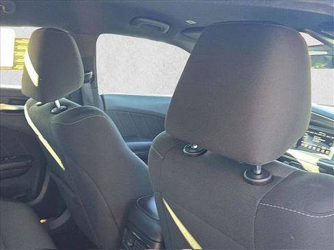 Used 2020 Dodge Charger SXT w/ Blacktop Package image 21