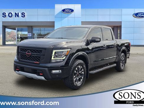 Used 2023 Nissan Titan PRO-4X w/ Pro-4x Convenience Package AWD/4WD image 1