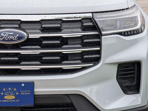 New 2026 Ford Explorer Active image 8