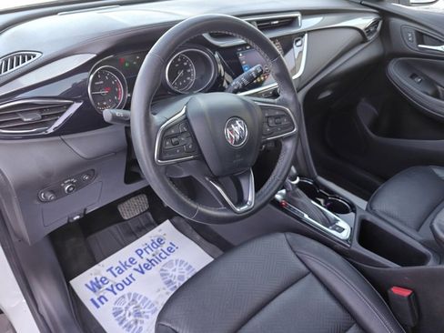 Used 2022 Buick Encore GX Essence w/ Experience Buick Package image 12