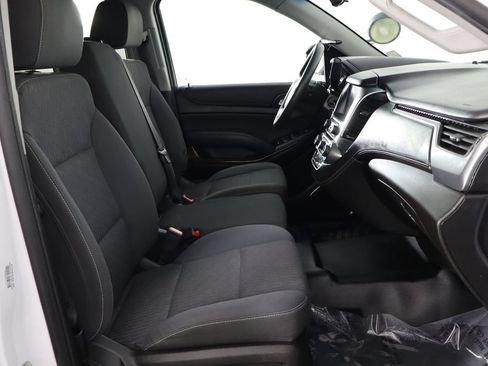 Used 2019 Chevrolet Tahoe 2WD w/ Remote Keyless Entry Package image 10