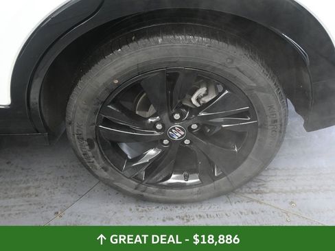 Used 2024 Buick Encore GX Sport Touring image 15