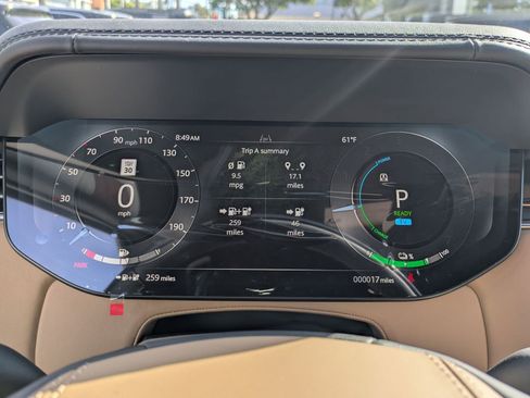 New 2026 Land Rover Range Rover SE image 16