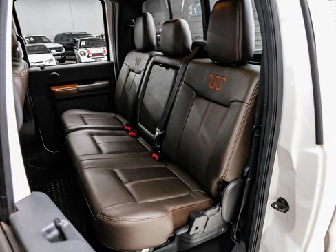 Used 2016 Ford F250 King Ranch w/ FX4 Off-Road Package AWD/4WD image 40