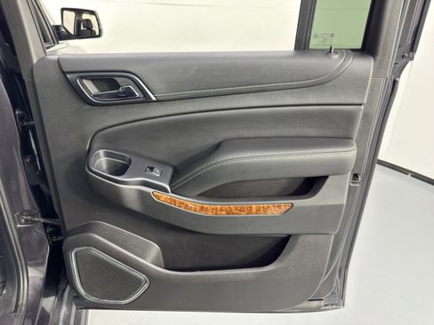 Used 2015 Chevrolet Suburban LTZ image 49