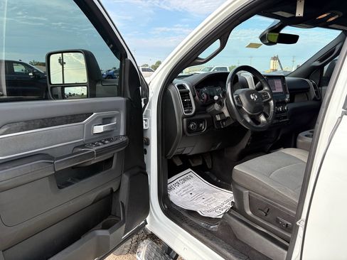 Used 2023 RAM 2500 Big Horn w/ Level 1 Equipment Group AWD/4WD image 20