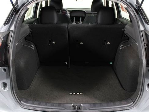 Certified 2023 Nissan Kicks SV FWD image 17