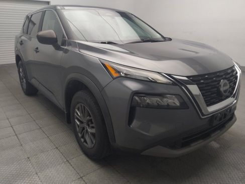 Used 2023 Nissan Rogue S FWD image 13