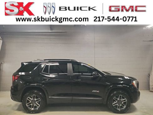 Used 2026 GMC Terrain AT4 AWD/4WD image 1