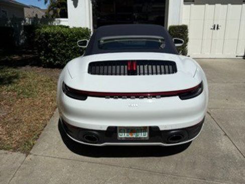 Used 2022 Porsche 911 Carrera image 4