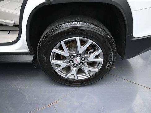 Used 2021 GMC Acadia SLT FWD image 21