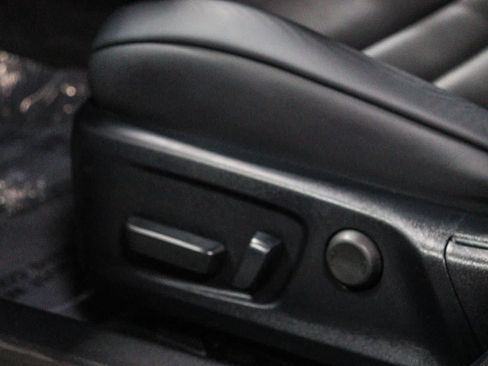 Used 2025 Lexus IS 350 F Sport RWD image 22