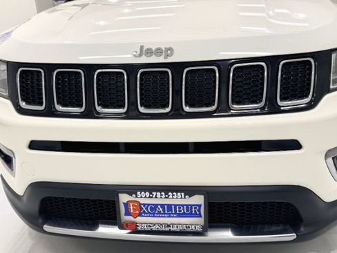 Used 2018 Jeep Compass Limited w/ Navigation Group AWD/4WD image 20